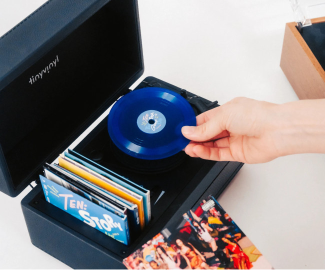 Мініатюрний вініловий програвач  Tiny Vinyl Player